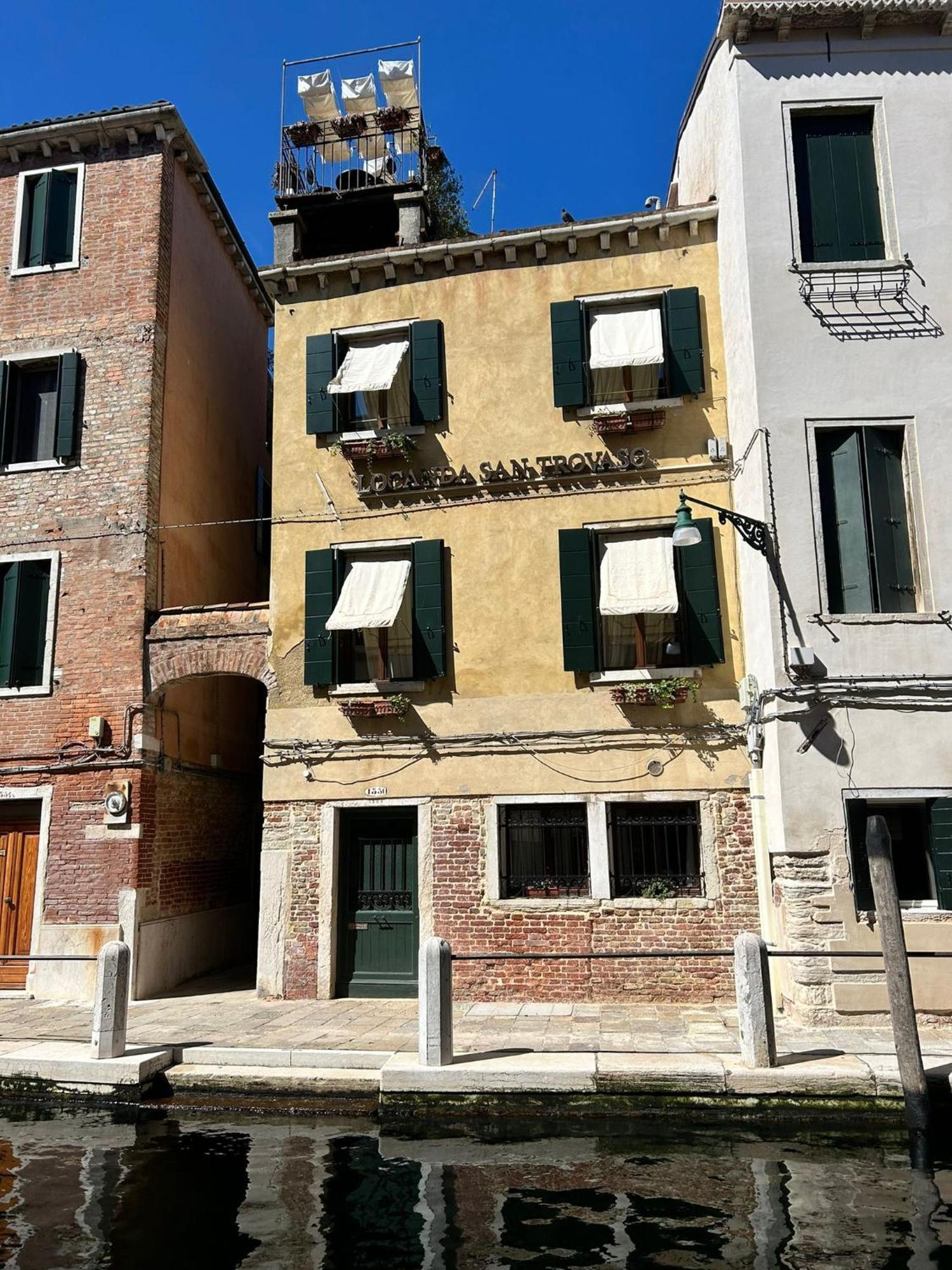 Ca' San Trovaso - 6 Rooms Venezia Eksteriør bilde
